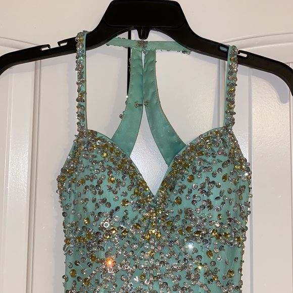 Sean Collection Mint Green Prom Dress! - Picture 4 of 15